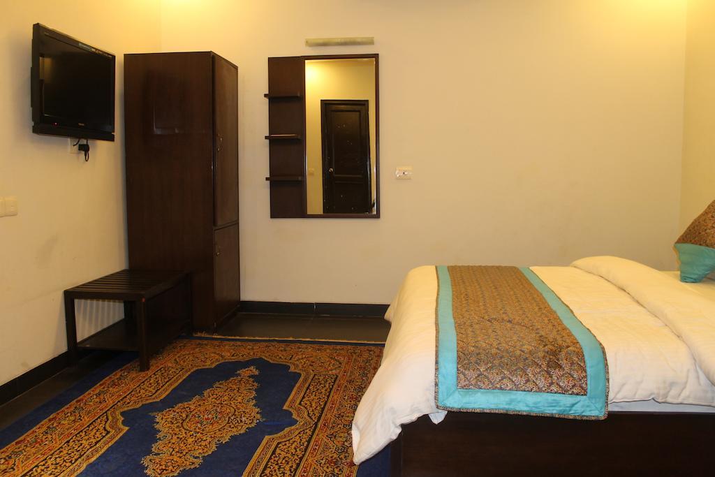 Airport Hotel Jet Inn Suites New Delhi Værelse billede